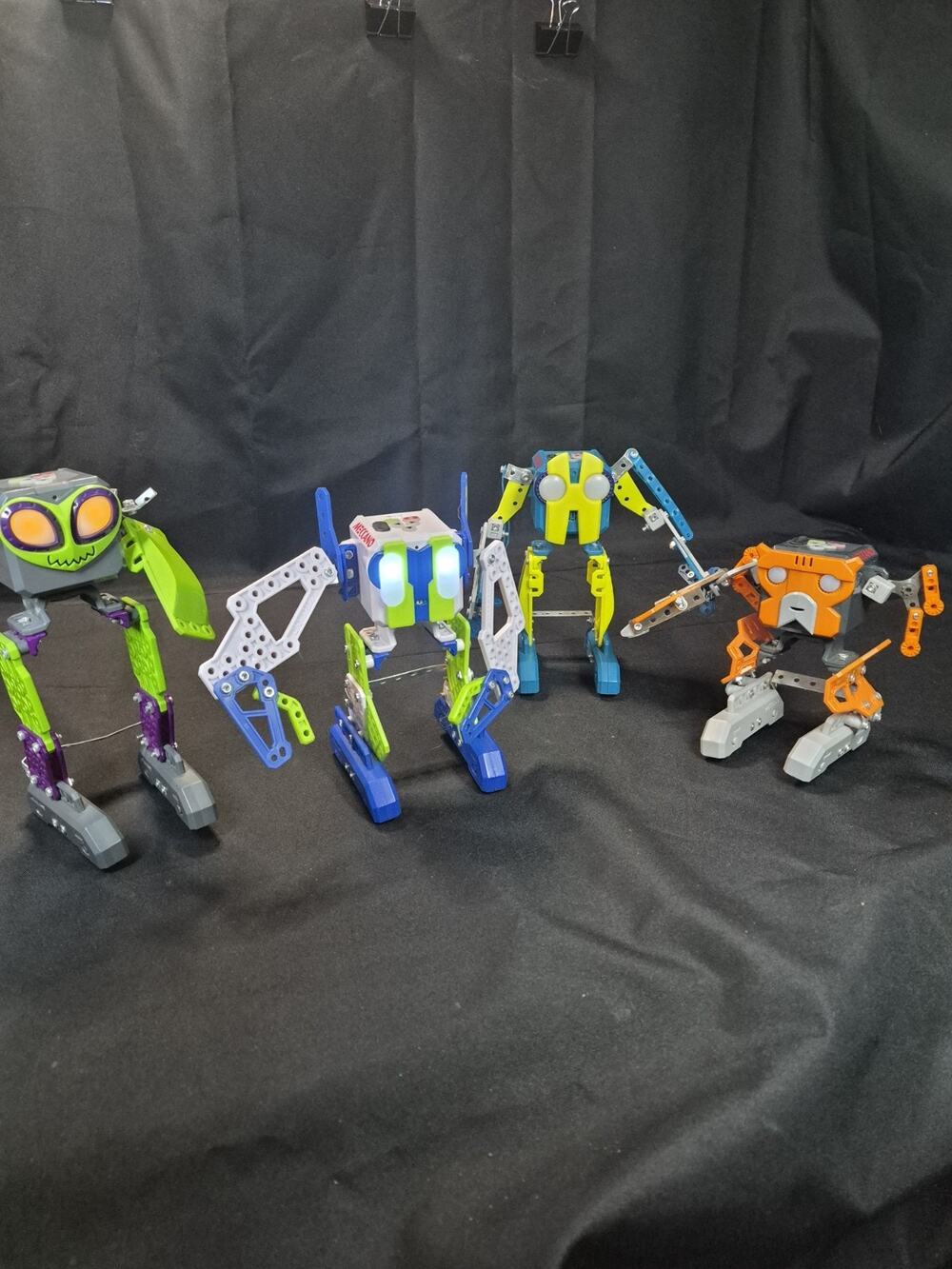 Set Of 4 Meccano Micronoid WORKING Talking And Moving Robot Toys With Lights..